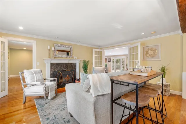 $1,179,000 | 156 Boston Post Road, Wayland, MA 01778
