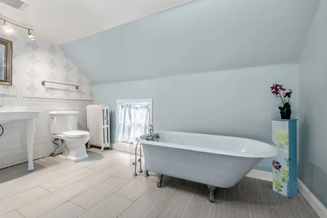 $1,179,000 | 156 Boston Post Road, Wayland, MA 01778