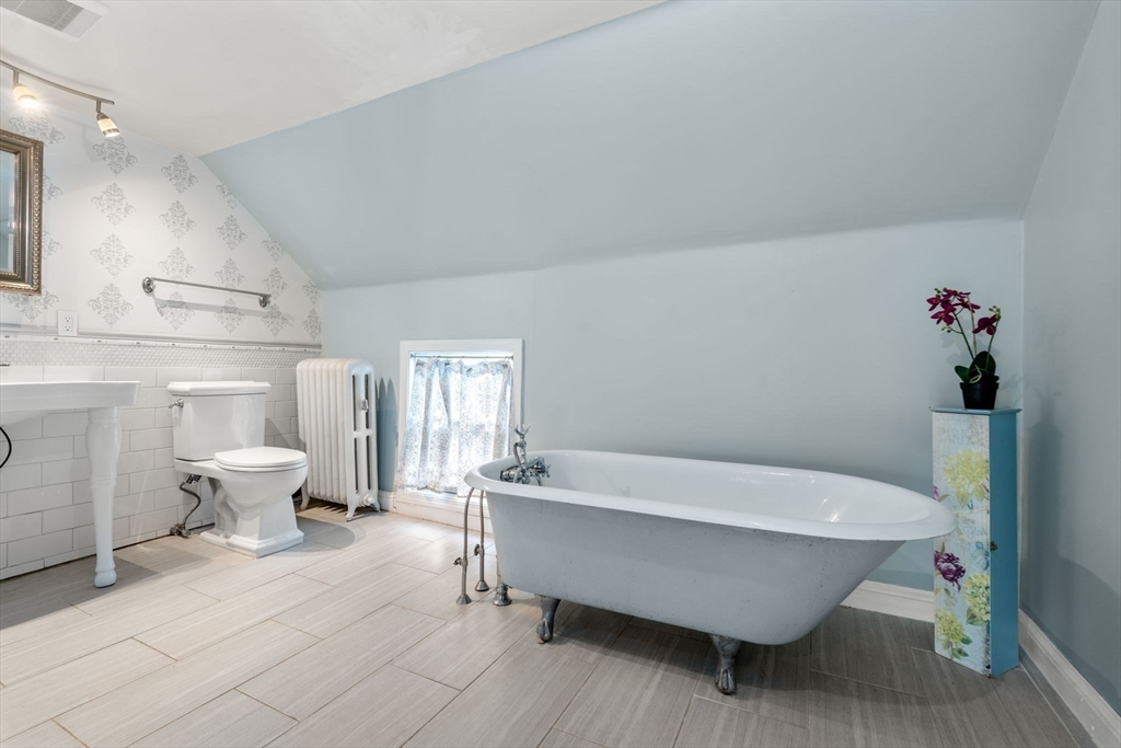 156 Boston Post Road Wayland, MA 01778 - Photo 31 of 35