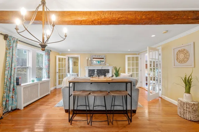 $1,179,000 | 156 Boston Post Road, Wayland, MA 01778