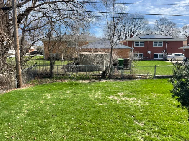 front view of house with a yard