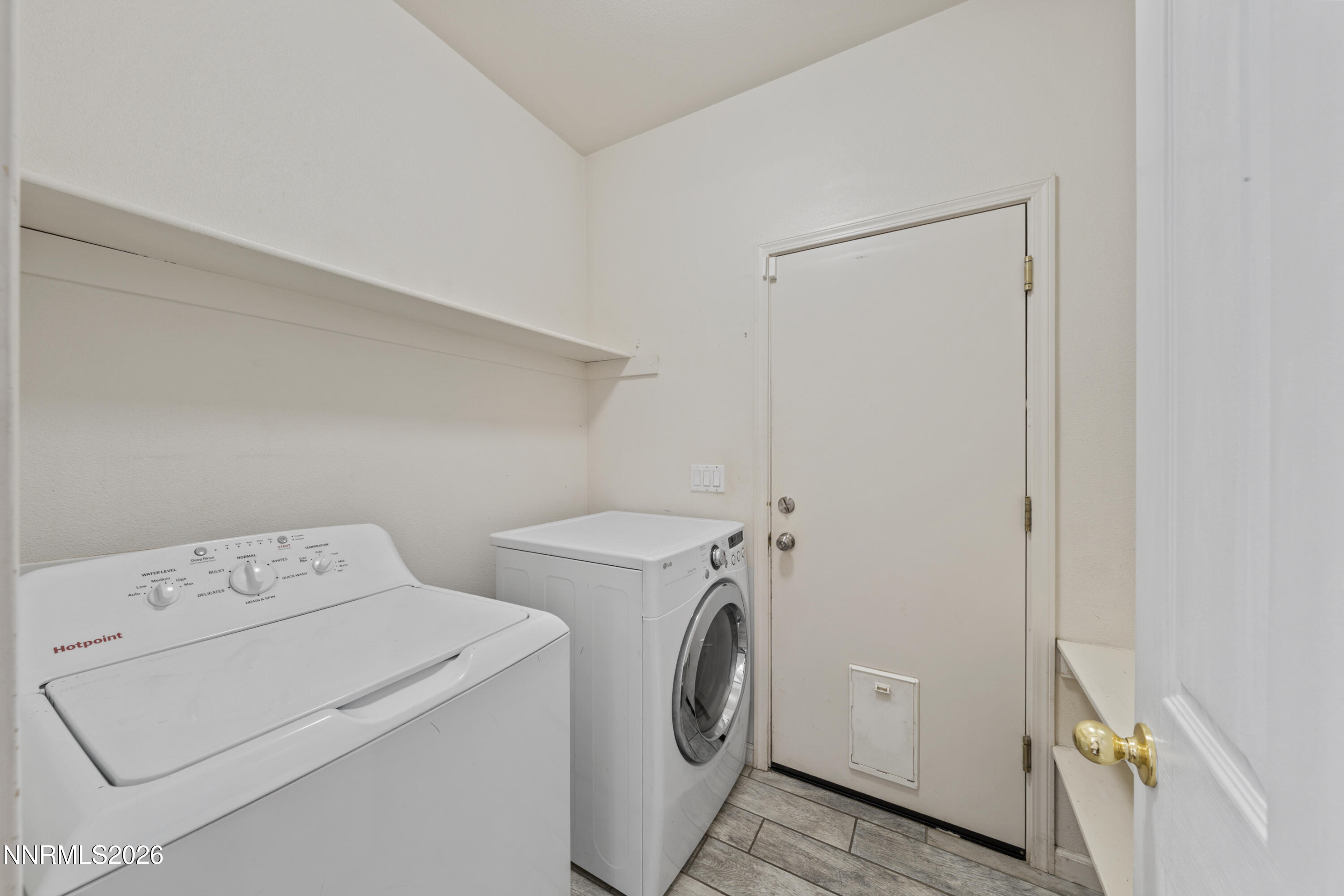 9640 Silver Desert Way Reno, NV 89506 - Photo 16 of 70 A7V02065