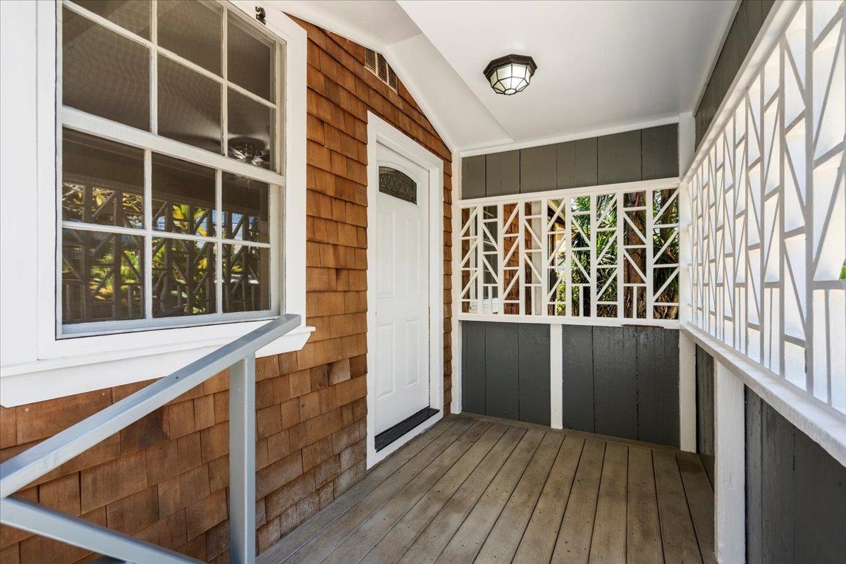 752 Noholani Street Haiku, HI 96708 - Photo 3 of 45 a view of walk in closet with empty racks