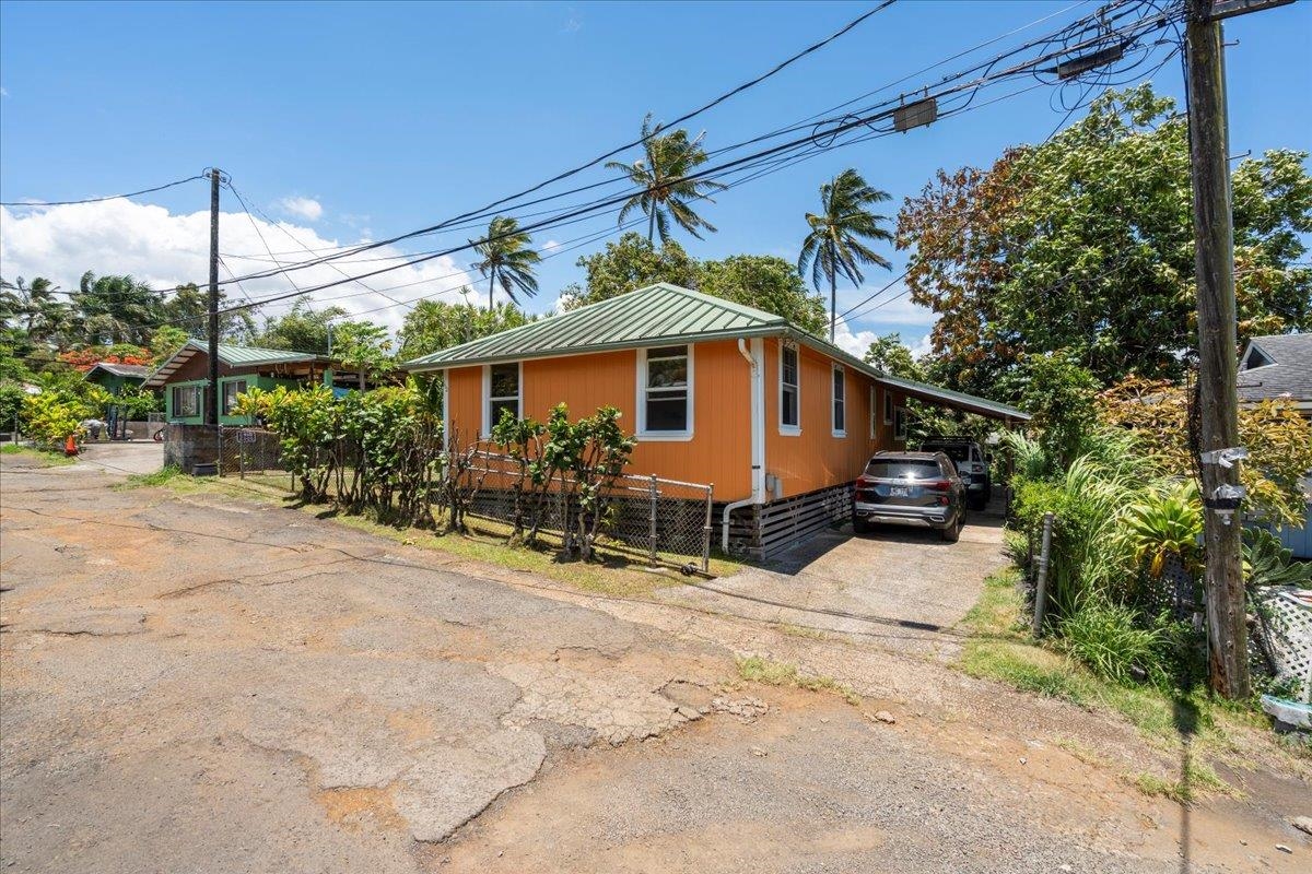752 Noholani Street Haiku, HI 96708 - Photo 6 of 45 a view of a house with a patio