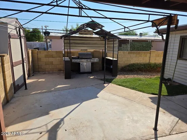 $1,395 | 19065 North Dinero Road, Sun City, AZ 85373