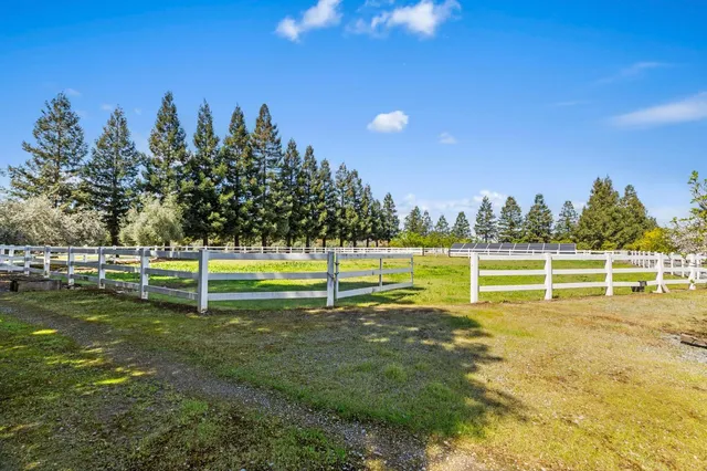 $1,699,000 | 5000 Peach Blossom Lane, Oakdale, CA 95361