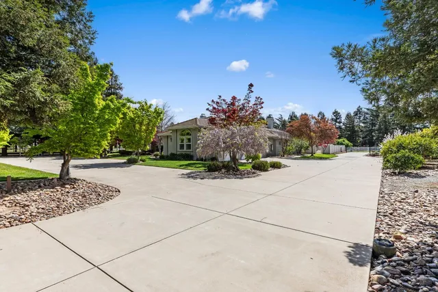 $1,699,000 | 5000 Peach Blossom Lane, Oakdale, CA 95361