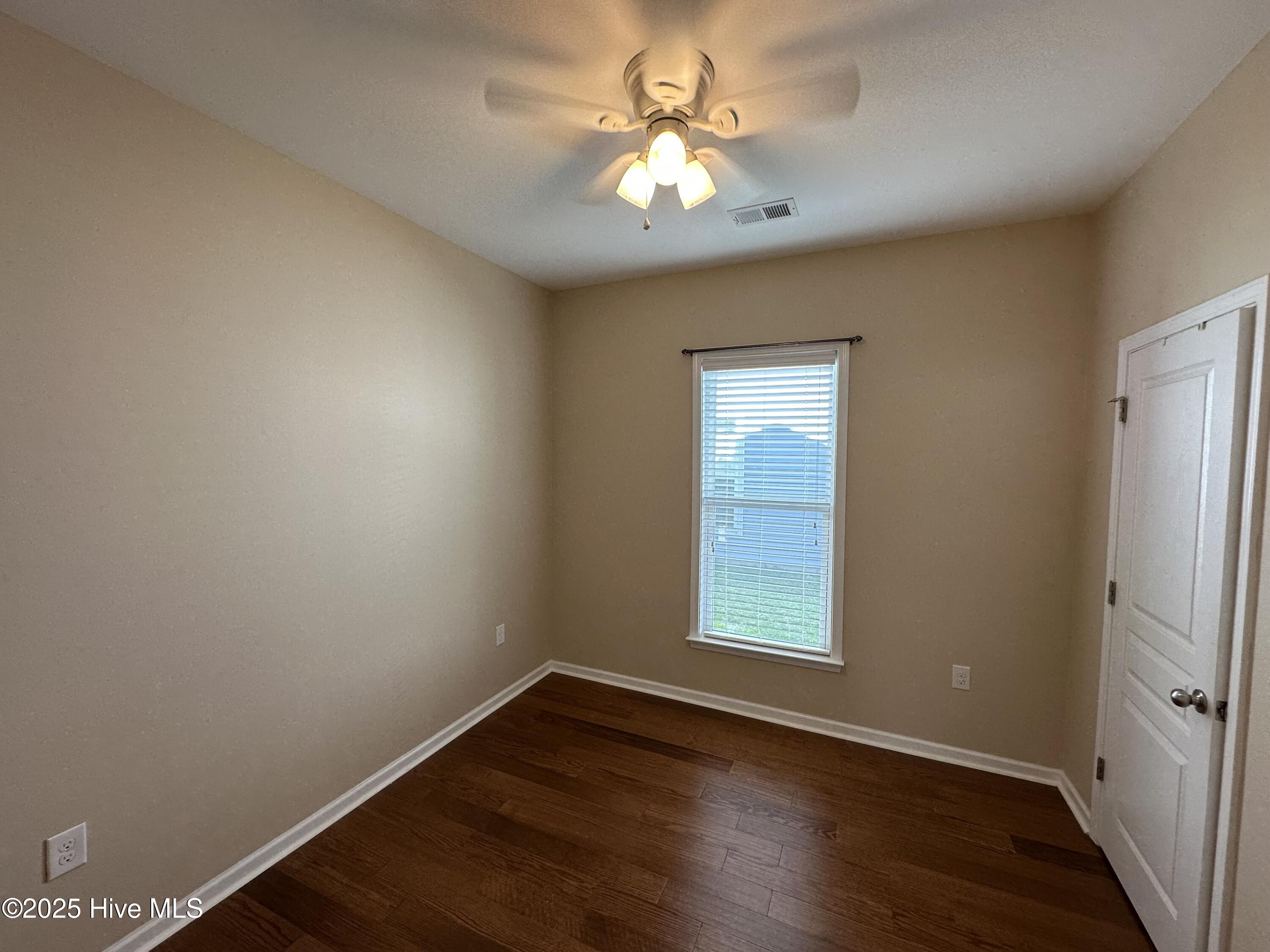 5045 Ballast Road Southport, NC 28461 - Photo 9 of 22 5045 BALLAST ROAD (7)