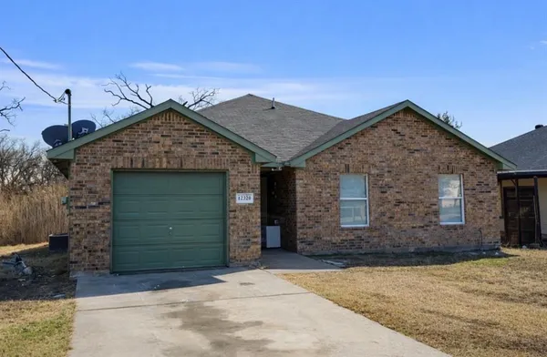 $2,000 | 12320 Fish Road, Dallas, TX 75253