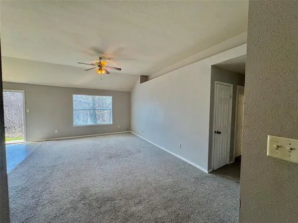 $2,000 | 12320 Fish Road, Dallas, TX 75253