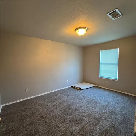 $2,000 | 12320 Fish Road, Dallas, TX 75253