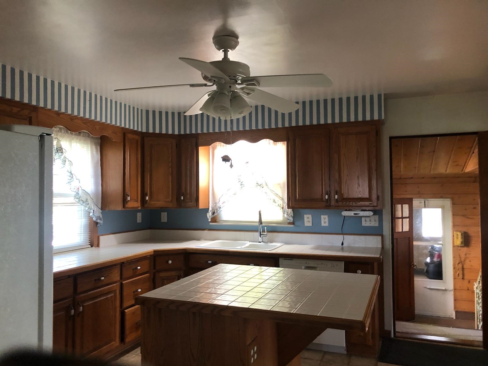 1688 Midland Road Bay City, MI 48706 - Photo 9 of 14 Gallery Image 9
