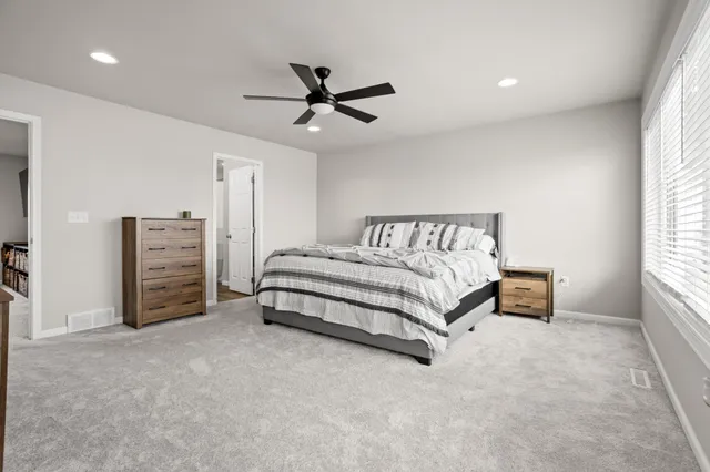 $599,900 | 7471 16th Street South, Fargo, ND 58104