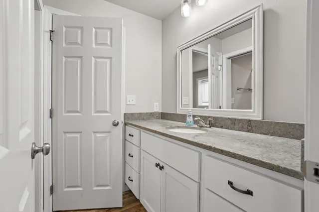 $599,900 | 7471 16th Street South, Fargo, ND 58104