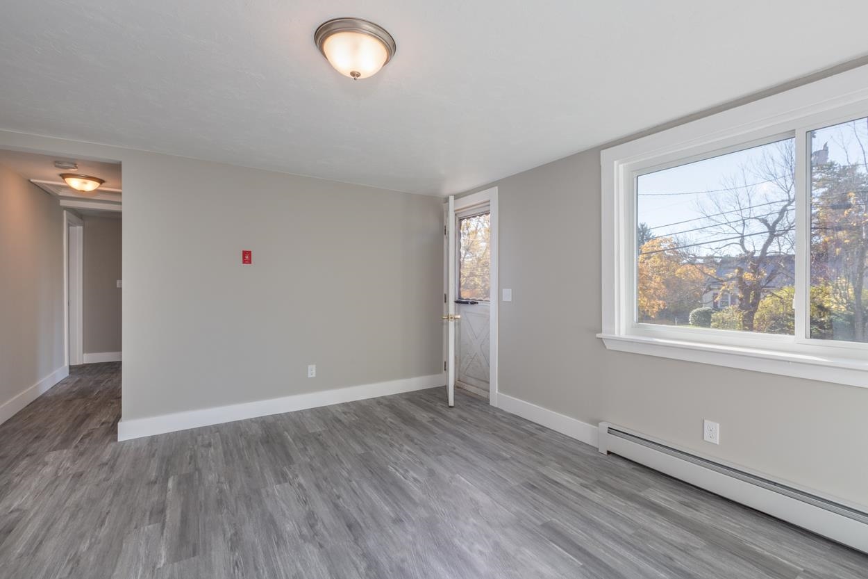 29 Amherst Road Merrimack, NH 03054 - Photo 7 of 31