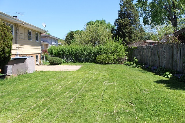 167 Elm Tree Lane Elmhurst, IL 60126 - Photo 21 of 23