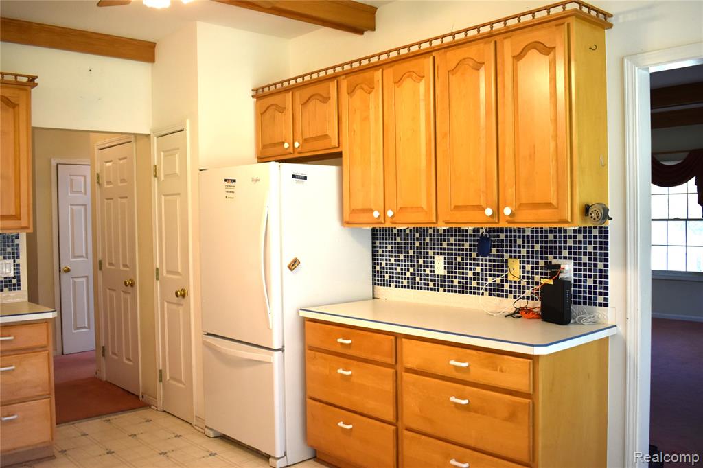 9701 Roberts Road Gregory, MI 48137 - Photo 9 of 39