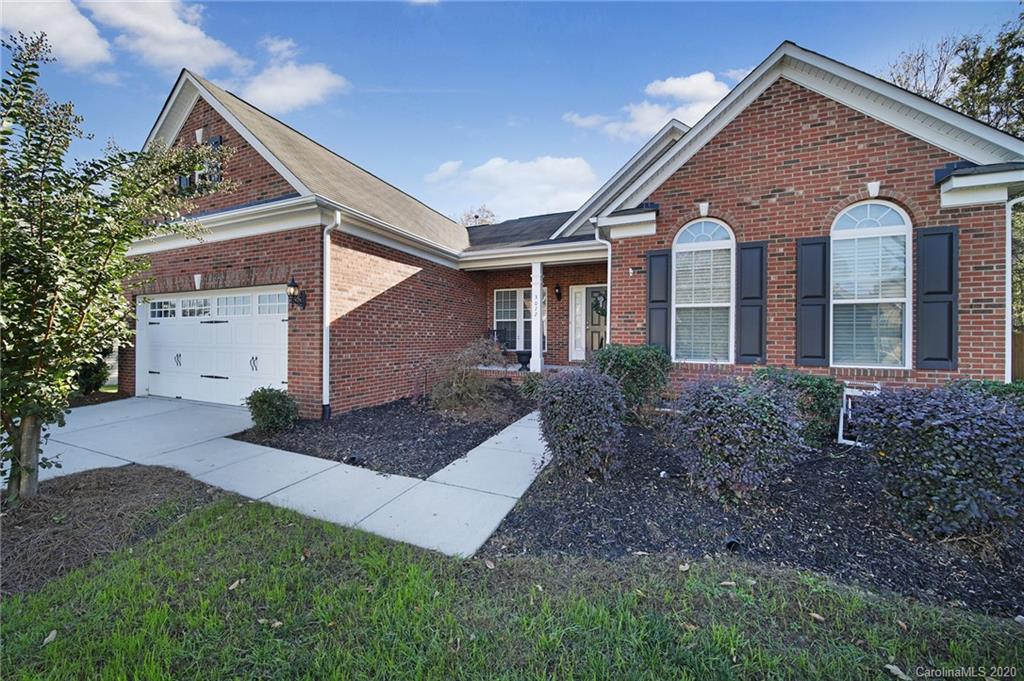 3072 Rhododendron Place Clover, SC 29710 - Photo 2 of 41