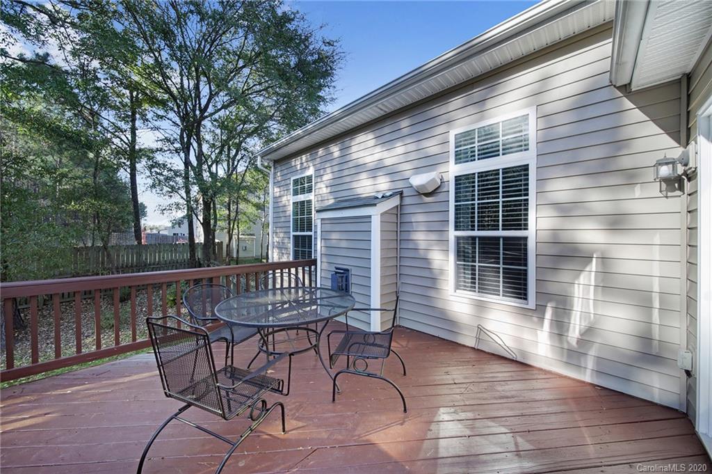 3072 Rhododendron Place Clover, SC 29710 - Photo 13 of 41