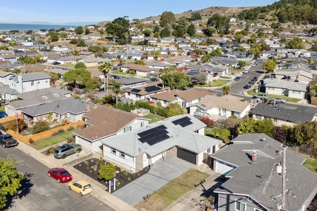$1,498,000 | 847 Arguello Boulevard, Pacifica, CA 94044