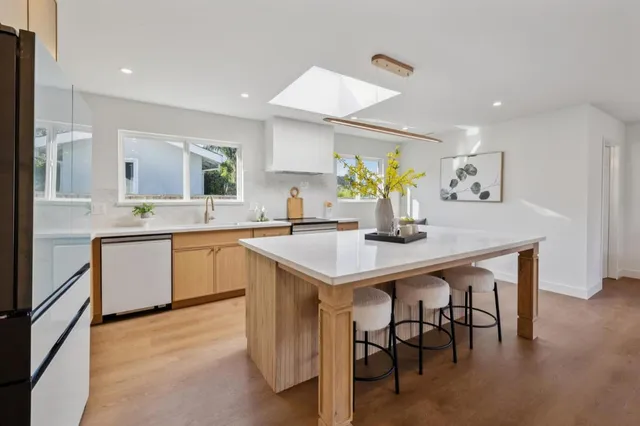 $1,498,000 | 847 Arguello Boulevard, Pacifica, CA 94044