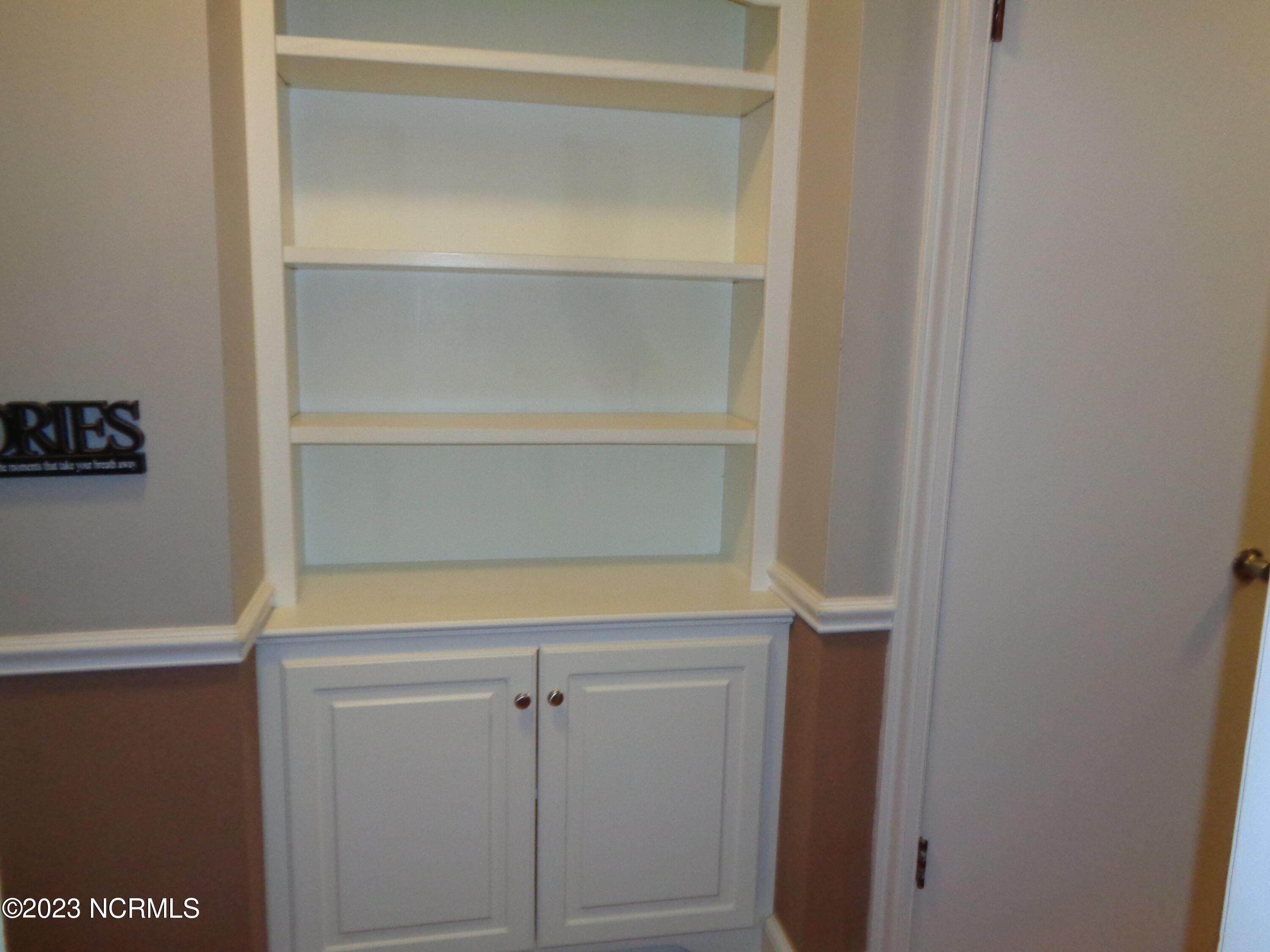 2137 Joe Temple Road Kinston, NC 28504 - Photo 27 of 65 Hall Bookcase