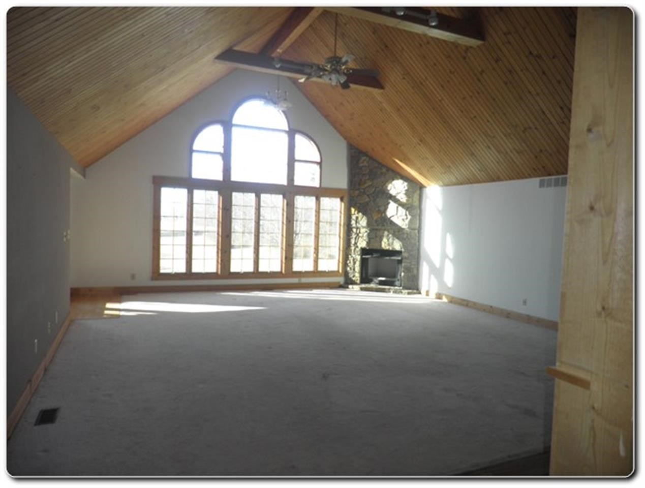 865 East Smithville Road Bloomington, IN 47401 - Photo 3 of 6 Gallery Image 3