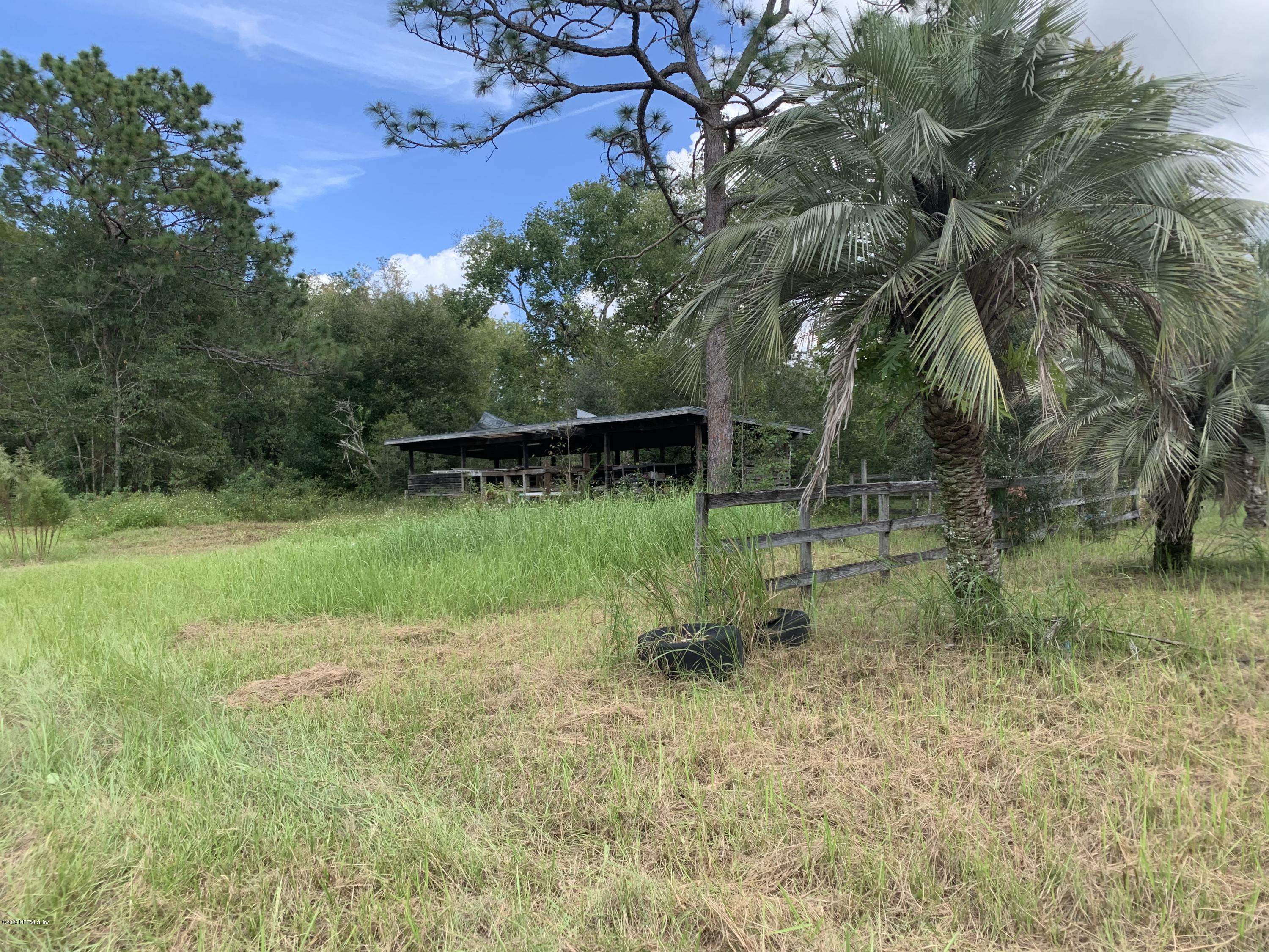 3898 Darlene Road Middleburg, FL 32068 - Photo 2 of 7 641142F1-AFB7-4368-A022-6238EBDA38A4