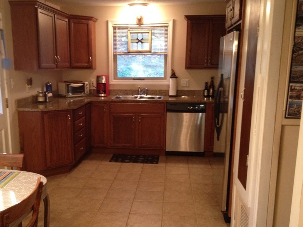 138 Mountain Road Wilbraham, MA 01095 - Photo 7 of 30 Gallery Image 7