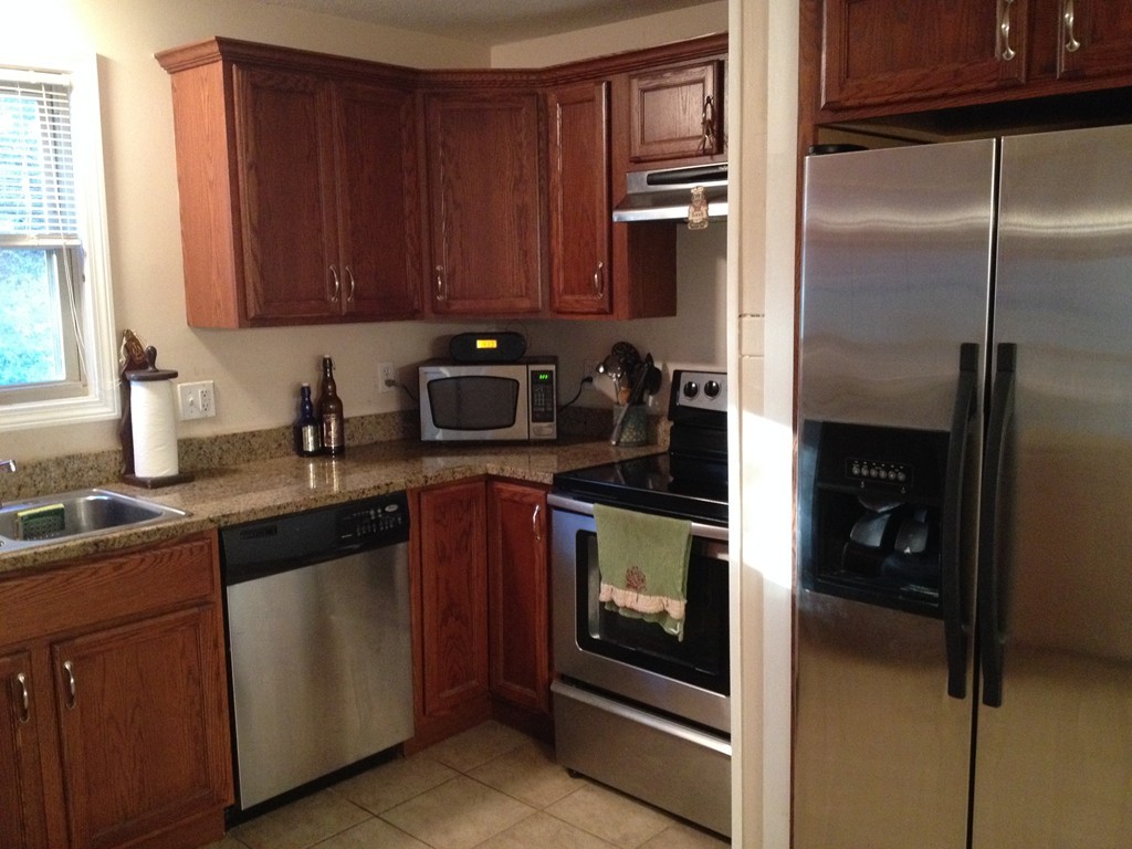 138 Mountain Road Wilbraham, MA 01095 - Photo 8 of 30 Gallery Image 8