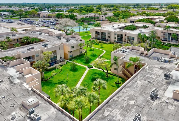 $269,000 | 10525 Southwest 112th Avenue, Unit 117, Miami, FL 33176