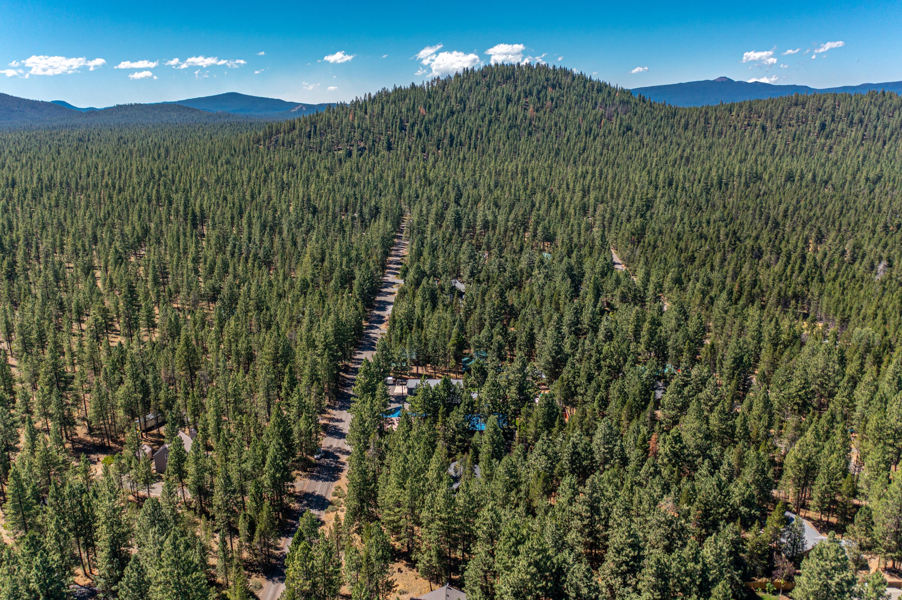 16940 Jacinto Road Bend, OR 97707 - Photo 25 of 26 RileyVisuals-18