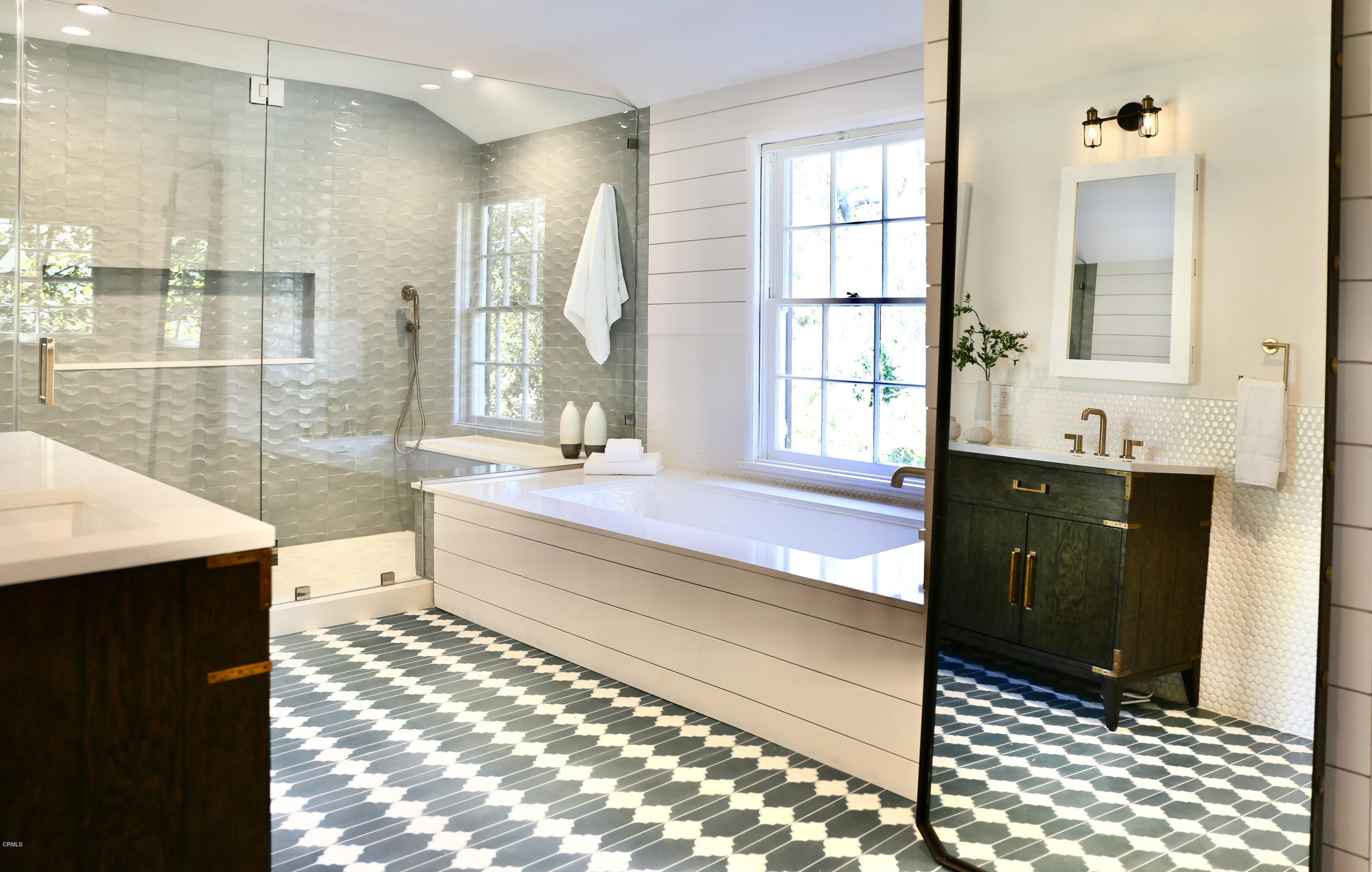 300 Wigmore Drive Pasadena, CA 91105 - Photo 30 of 59 a spacious bathroom with a bathtub and a shower