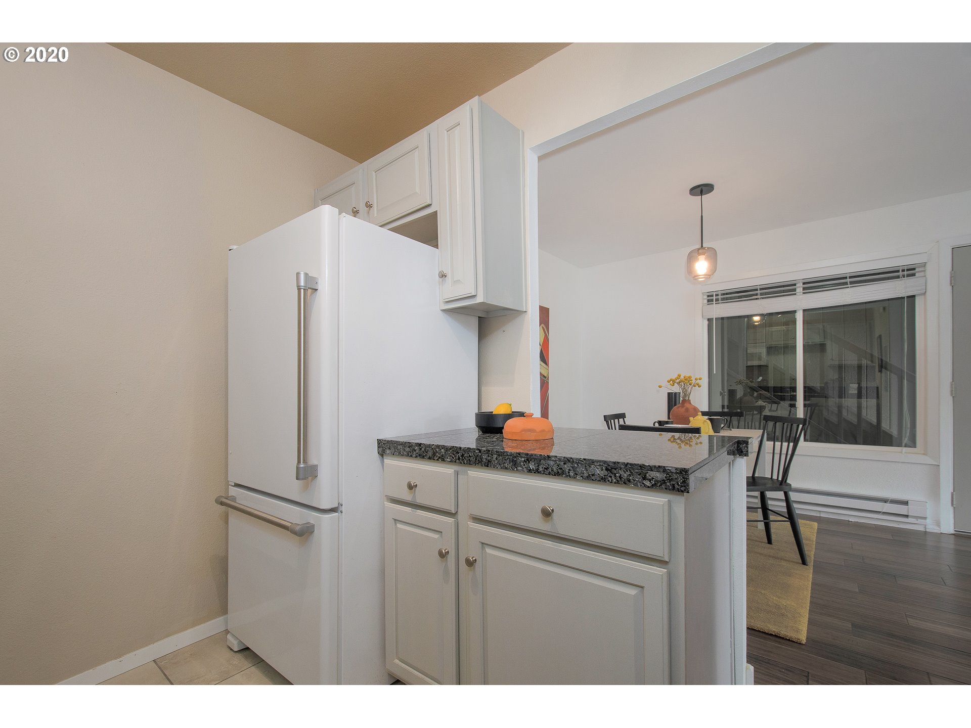 7522 Southwest Barnes Road, Unit F Portland, OR 97225 - Photo 14 of 28 Gallery Image 14