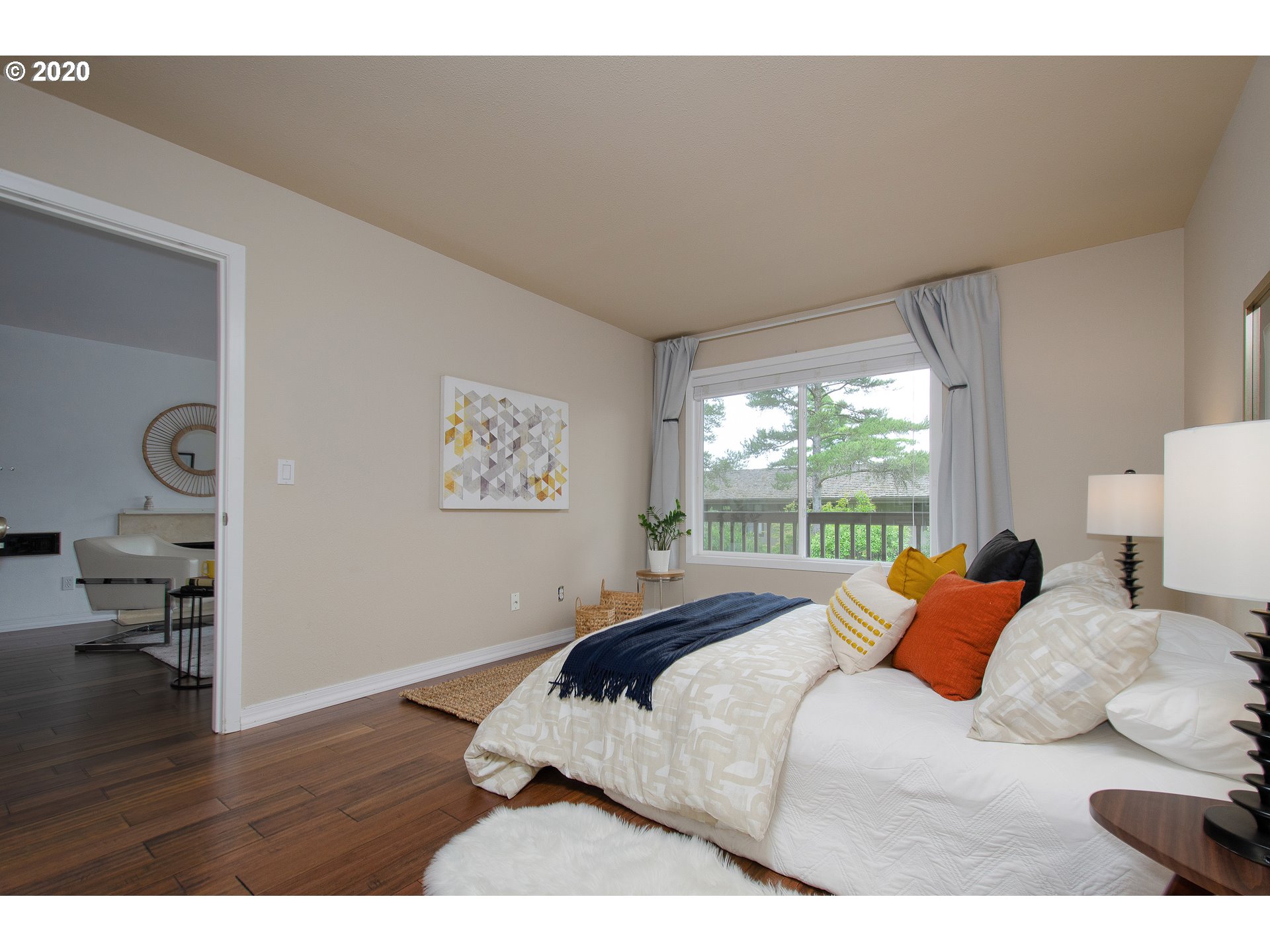 7522 Southwest Barnes Road, Unit F Portland, OR 97225 - Photo 20 of 28 Gallery Image 20