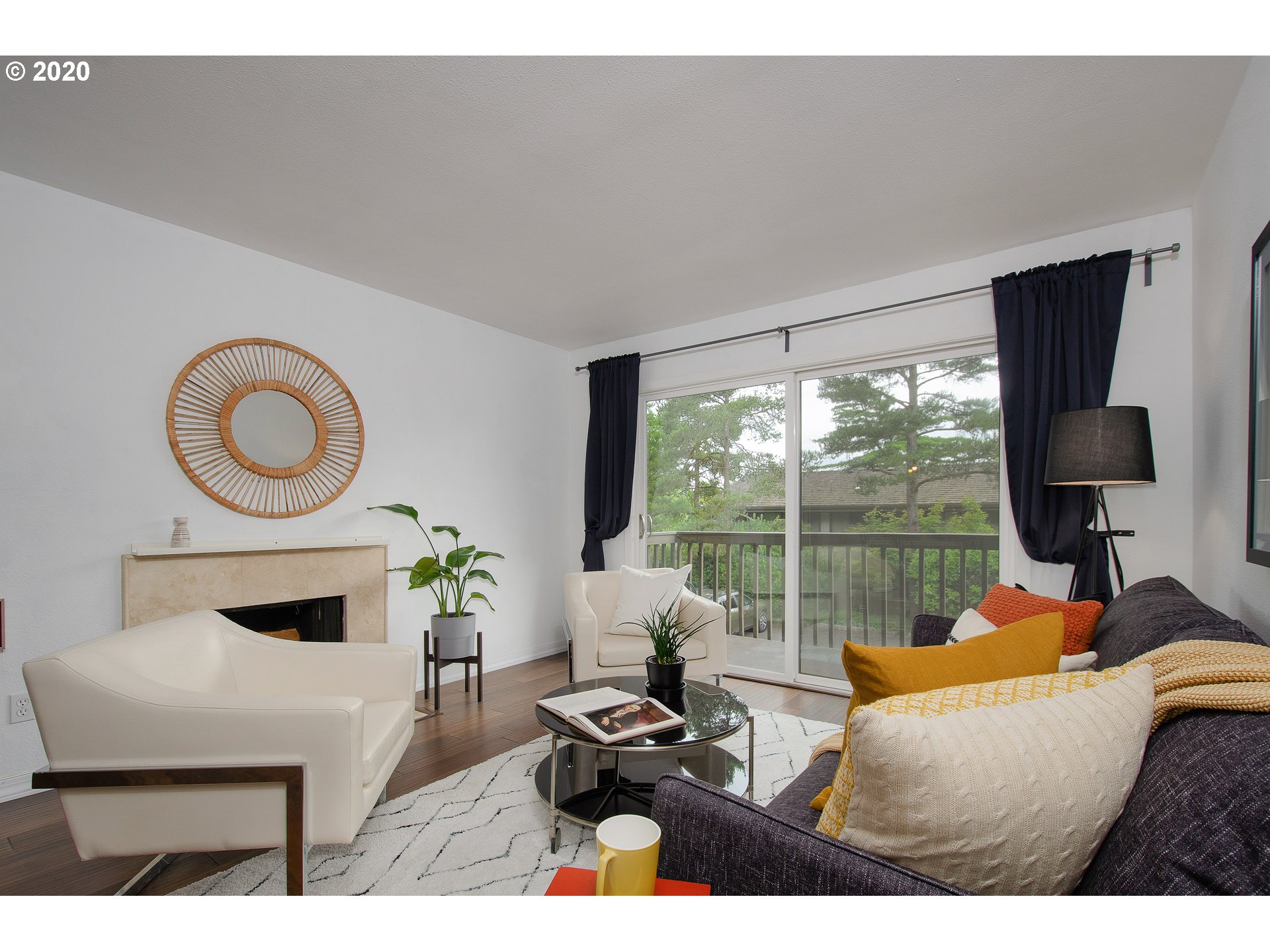 7522 Southwest Barnes Road, Unit F Portland, OR 97225 - Photo 6 of 28 Gallery Image 6