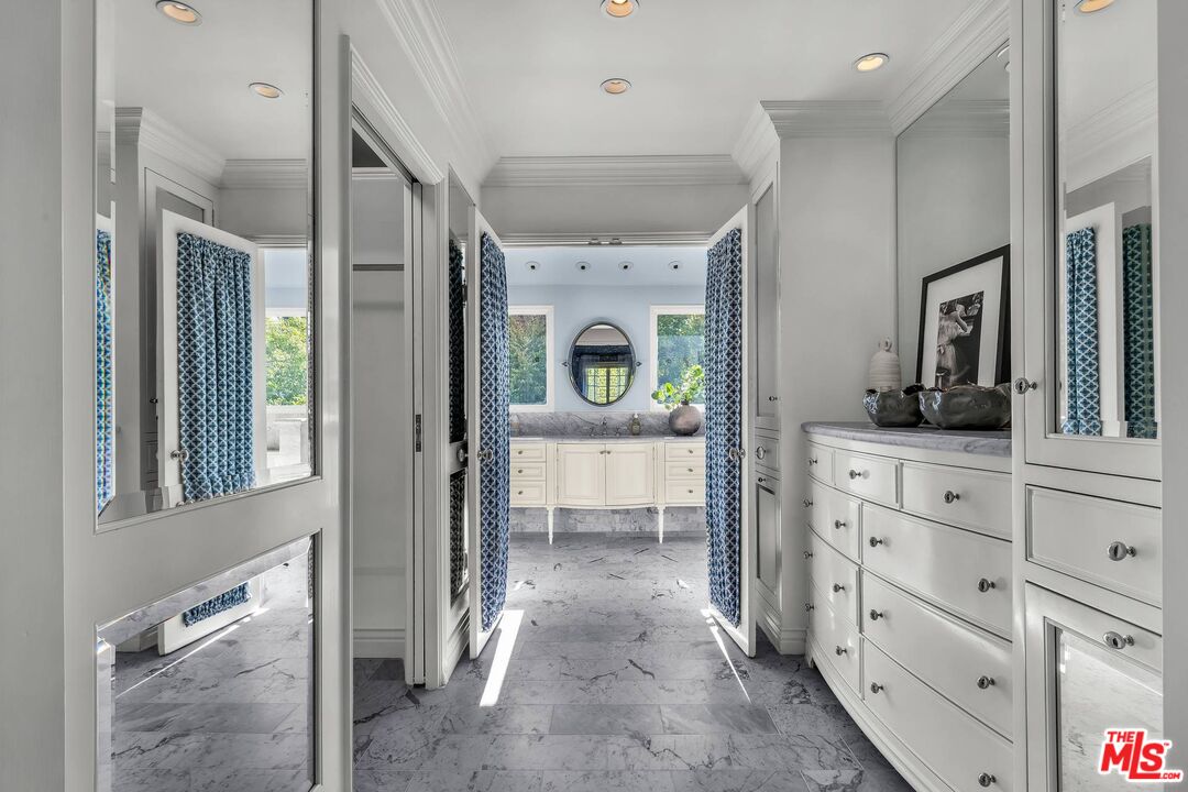 415 North Bonhill Road Los Angeles, CA 90049 - Photo 25 of 45 Gallery Image 25