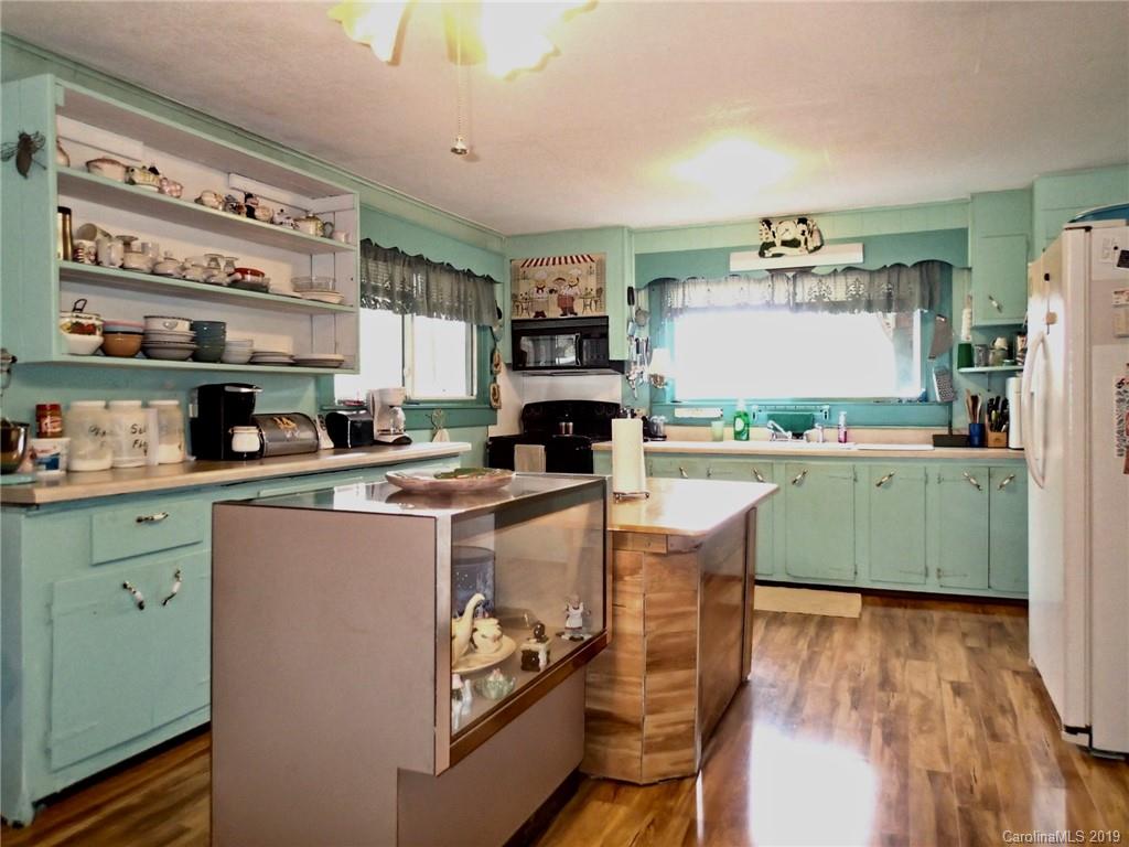 1609 Racepath Church Road Mooresboro, NC 28114 - Photo 2 of 27 Gallery Image 2