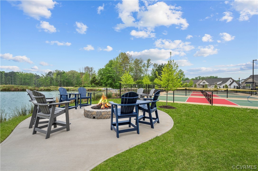 6601 Citory Way, Unit 305 Moseley, VA 23120 - Photo 19 of 23 a view of a child park