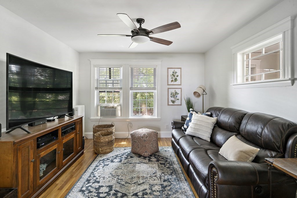 10 Columbia Road Wakefield, MA 01880 - Photo 4 of 24 Gallery Image 4