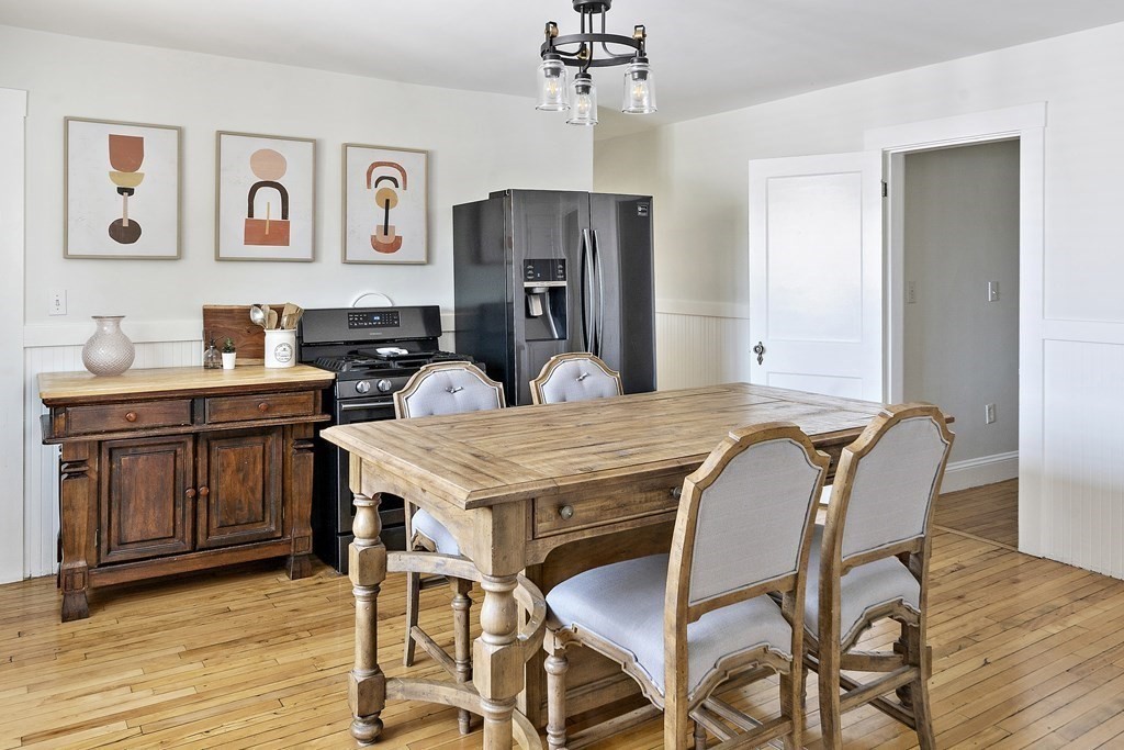 10 Columbia Road Wakefield, MA 01880 - Photo 9 of 24 Gallery Image 9