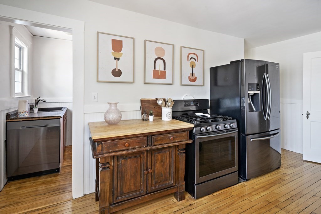 10 Columbia Road Wakefield, MA 01880 - Photo 10 of 24 Gallery Image 10