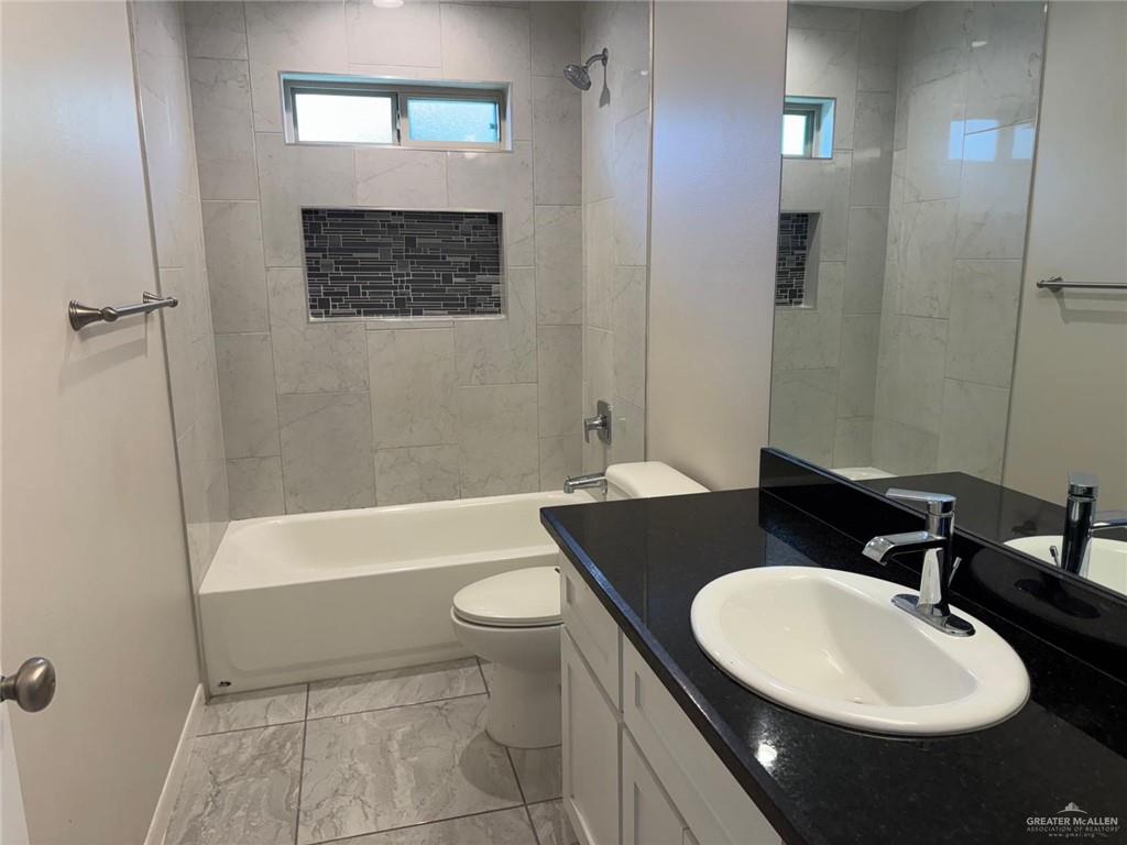 712 Palmer Road, Unit 1 Mission, TX 78573 - Photo 6 of 9
