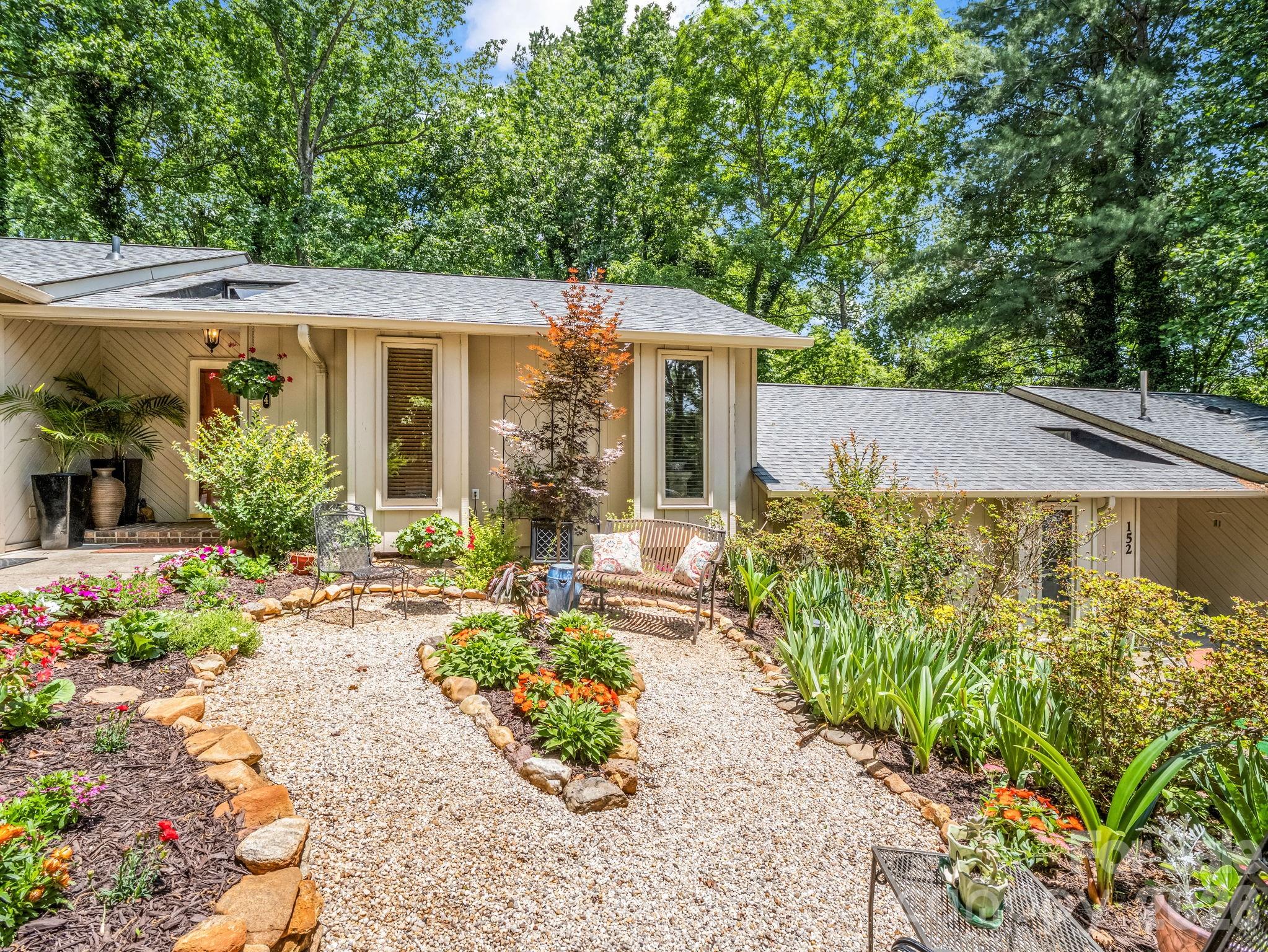 154 Fairlane Road Columbus, NC 28722 - Photo 3 of 48
