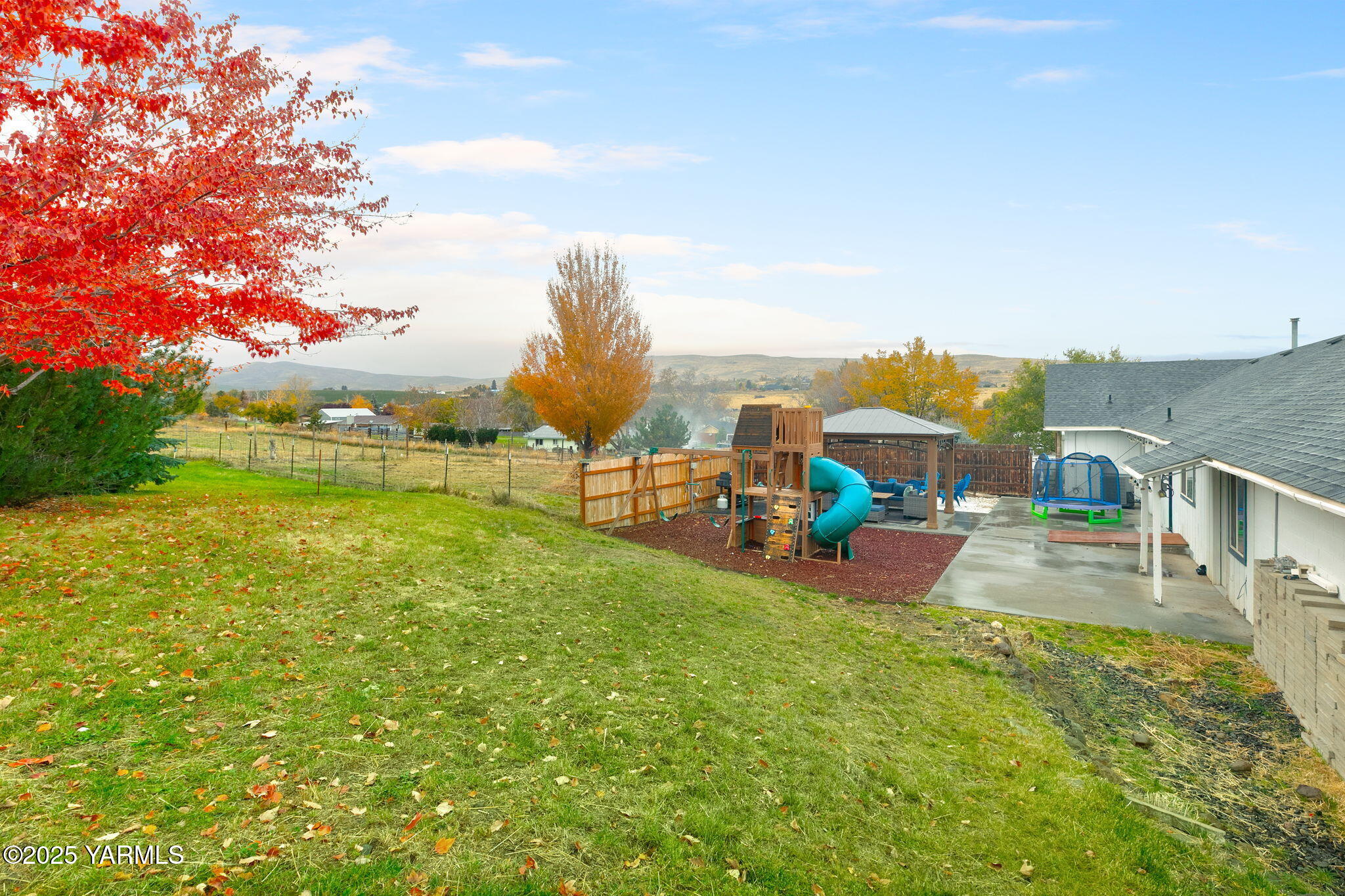 910 Gromore Road Yakima, WA 98908 - Photo 21 of 30 Carver_251103_Gromore_Yakima_11