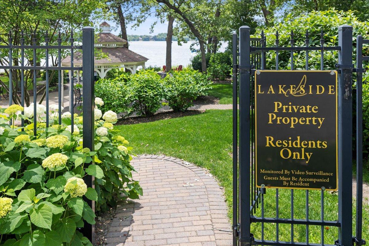 70 Lake Riley Trail Chanhassen, MN 55317 - Photo 36 of 52