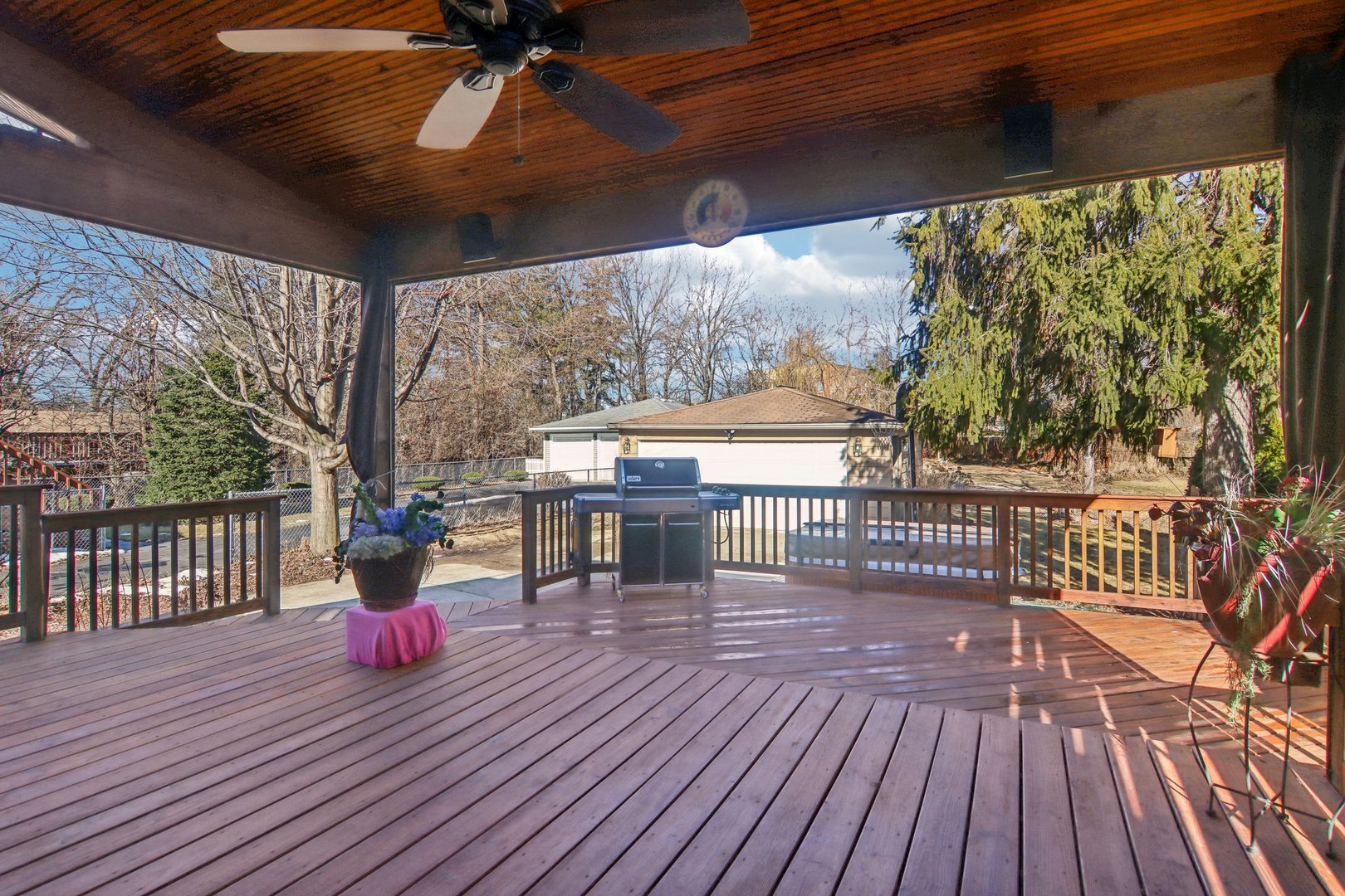 38 Northgate Road Riverside, IL 60546 - Photo 35 of 52 a view of a patio with wooden floor