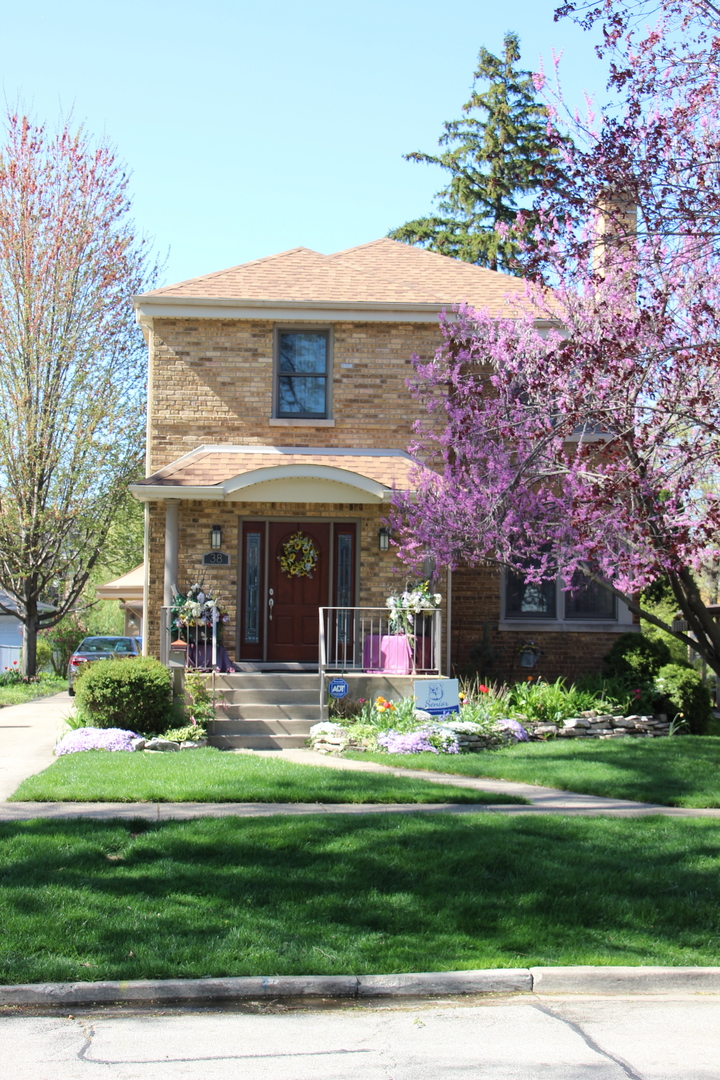 38 Northgate Road Riverside, IL 60546 - Photo 49 of 52 a view of a house with a yard porch and sitting area