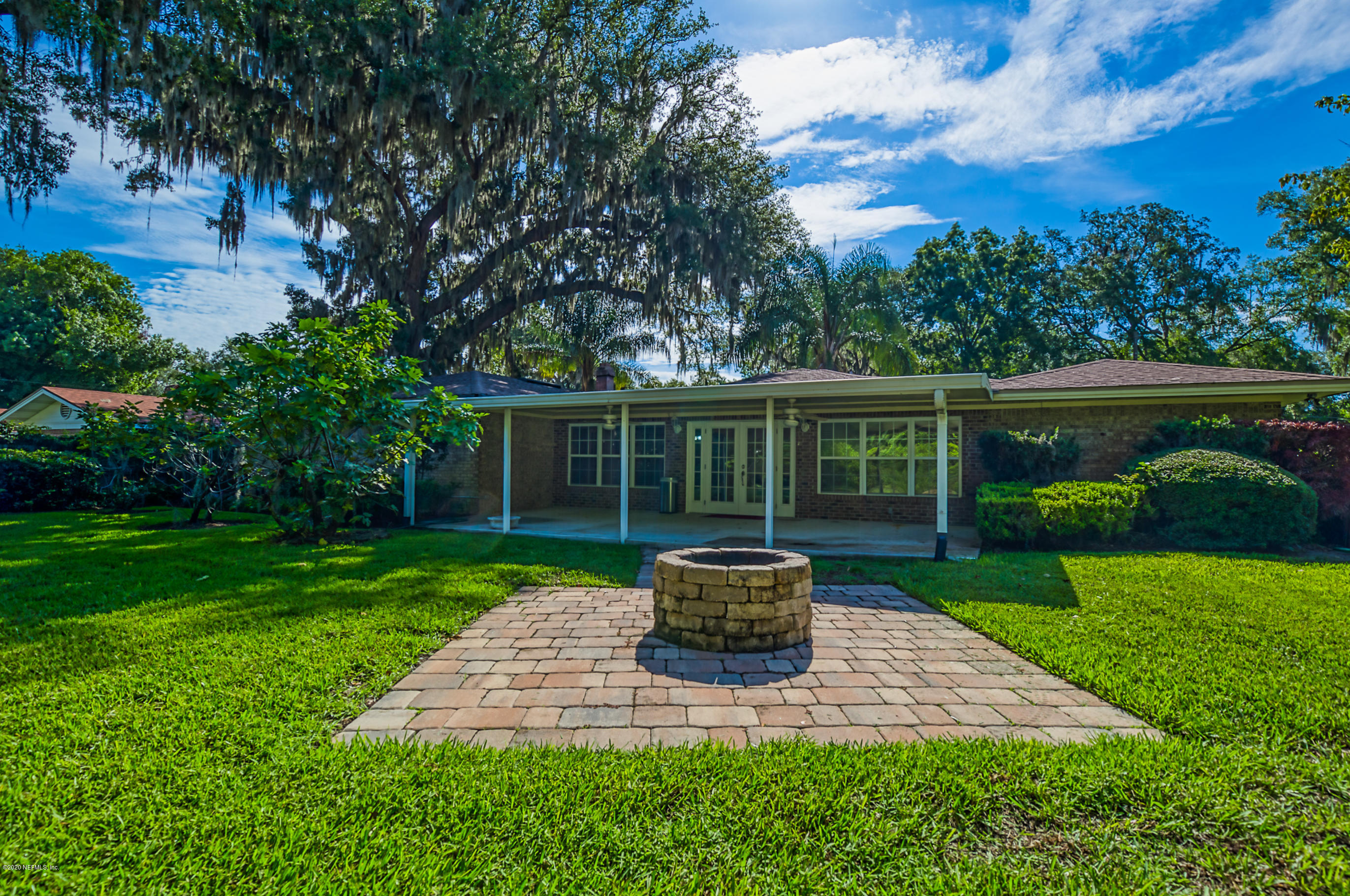 4024 Heath Road Jacksonville, FL 32277 - Photo 36 of 37 a front view of a house with garden