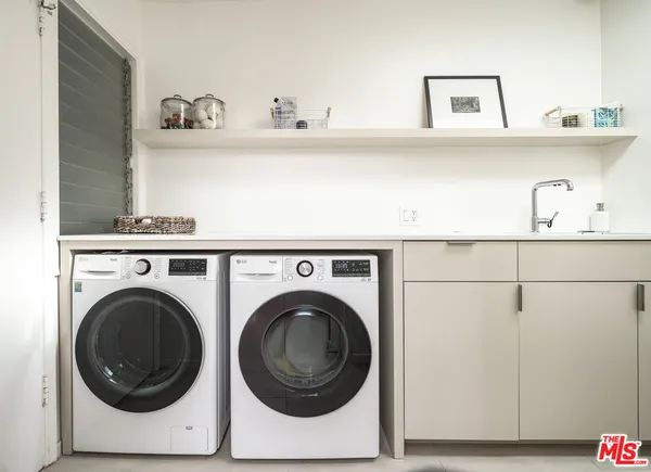 $40,000 | 1121 Loma Vista Drive, Beverly Hills, CA 90210